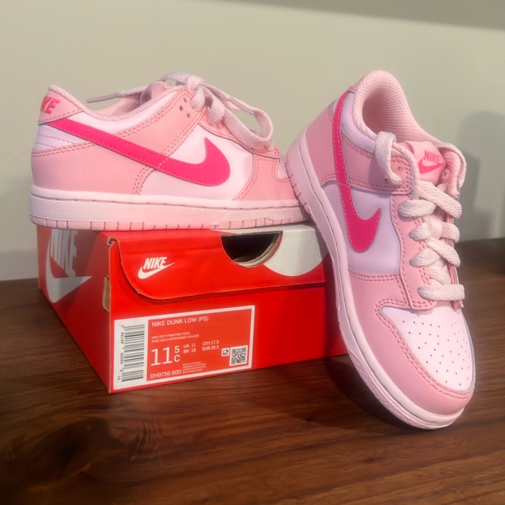 Nike Dunk Low Triple Pink 11.5C